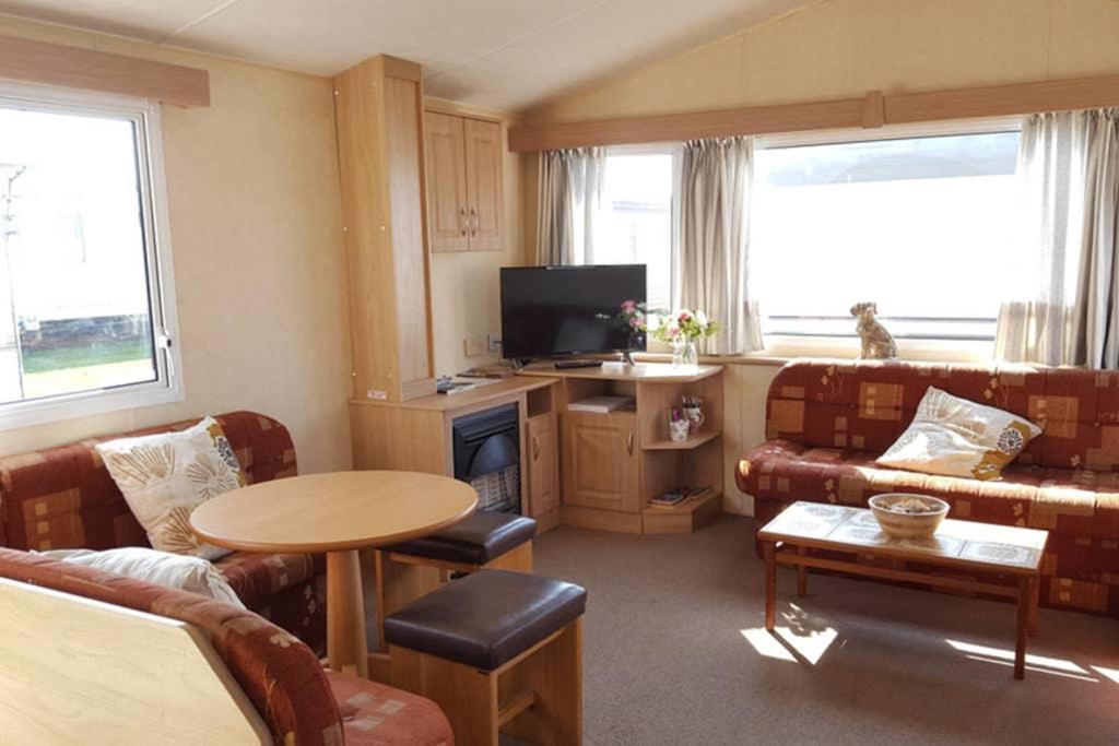 Sea Breeze Holiday Van, Close To Beach - Pets Go Free Хечем Экстерьер фото